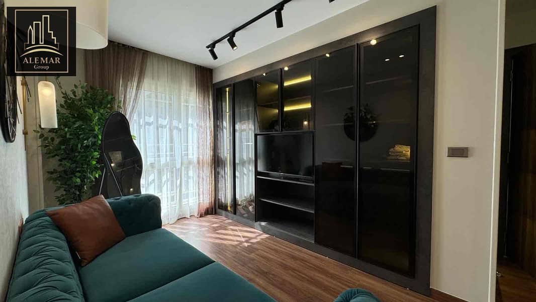 31 c060d459-4409-4409-a948-8e876352feeb. jpg