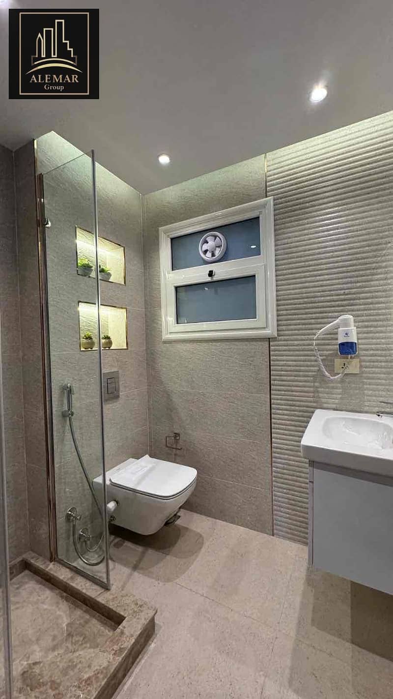 32 8d7ca6d9-72dc-42c3-9eed-6277ae28add3. jpg