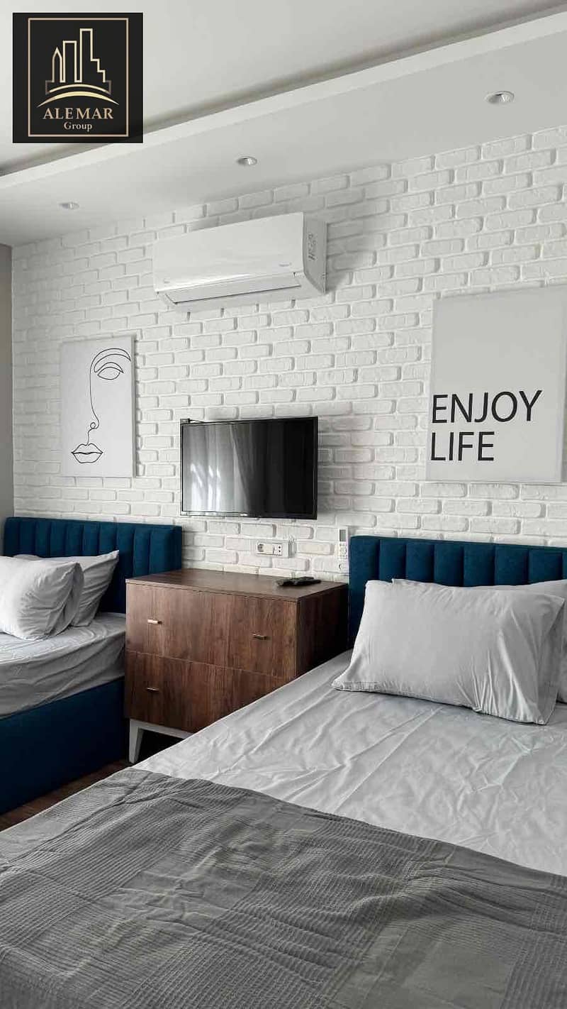 40 bebbb2e2-70a5-4a09-9bd6-b4d1a18c0234. jpg