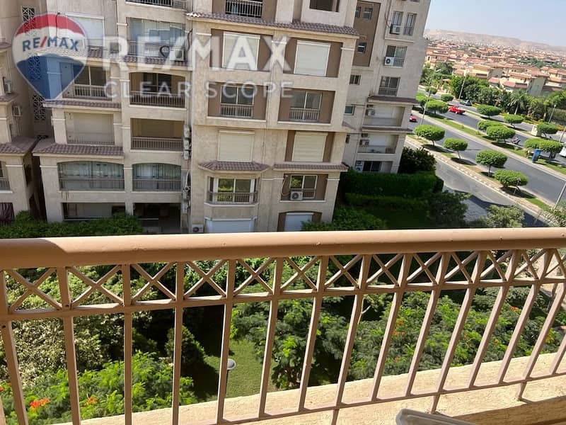 9 da41b454-5682-47bf-b7ec-480e6cec77f9. jpg