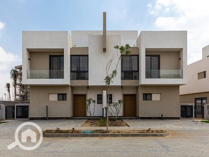 WhatsApp Image 2025-11-02 at 17.39. 35_8b303a4d. jpg