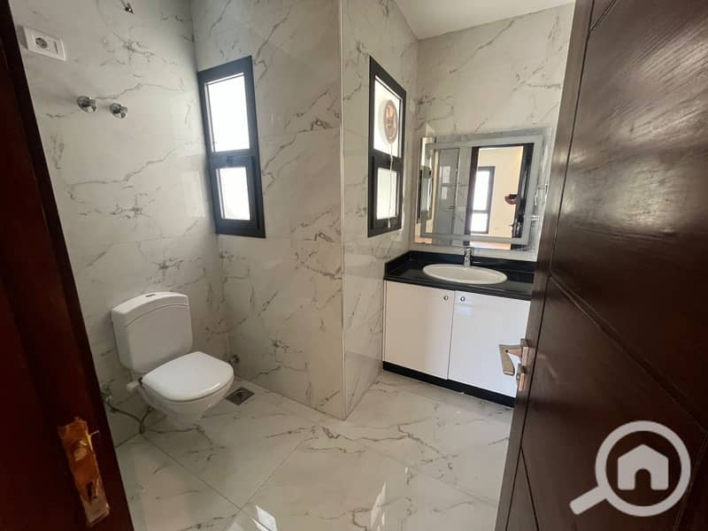 3 WhatsApp Image 2025-08-24 at 2.30. 44 PM. jpeg