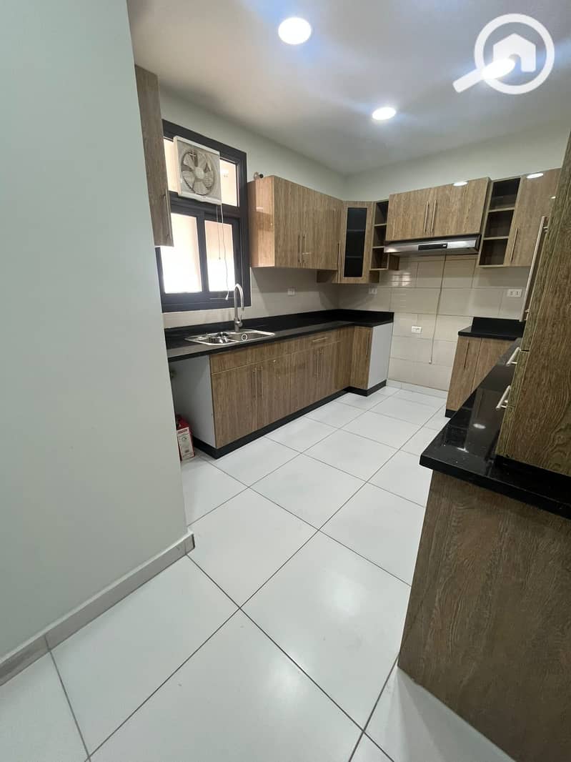 8 WhatsApp Image 2025-08-24 at 2.30. 43 PM. jpeg