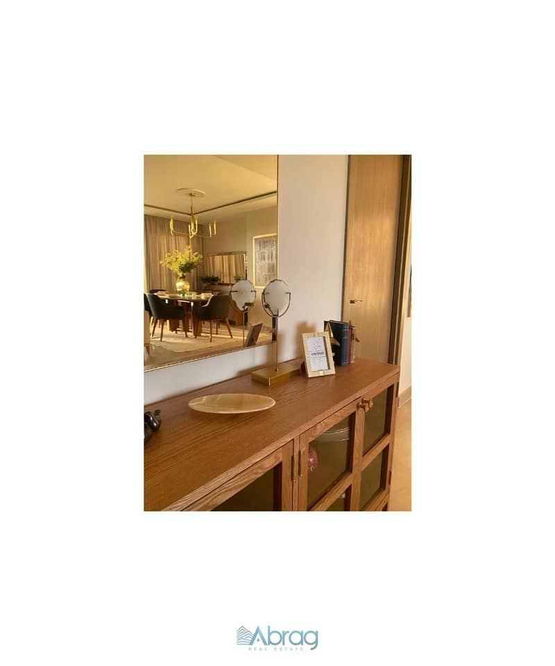 19 f99cb128-0a9c-4ef2-9ff7-3f9d9984609f. jpg