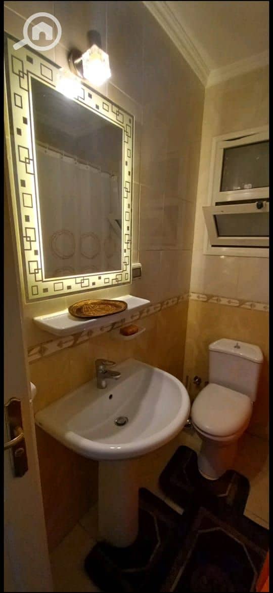 10 83cf80b6-6819-4b56-917d-a3fa93ffa984. jpeg