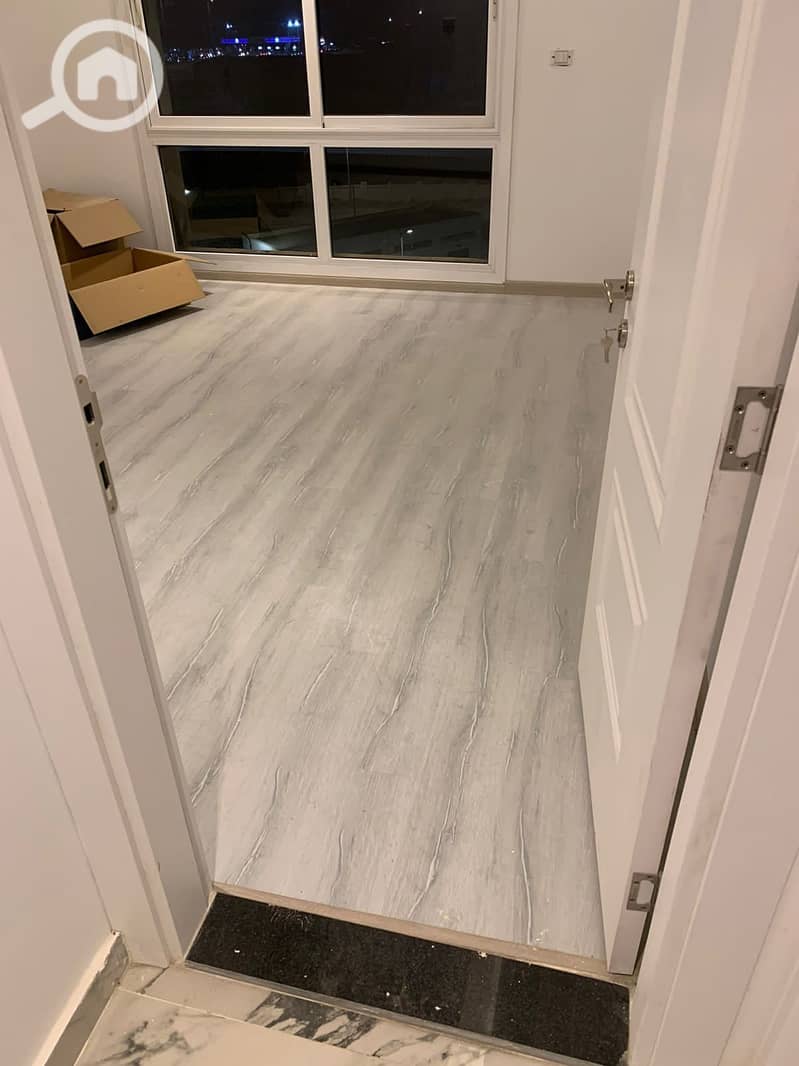 10 WhatsApp Image 2025-11-05 at 12.56. 47 PM. jpeg