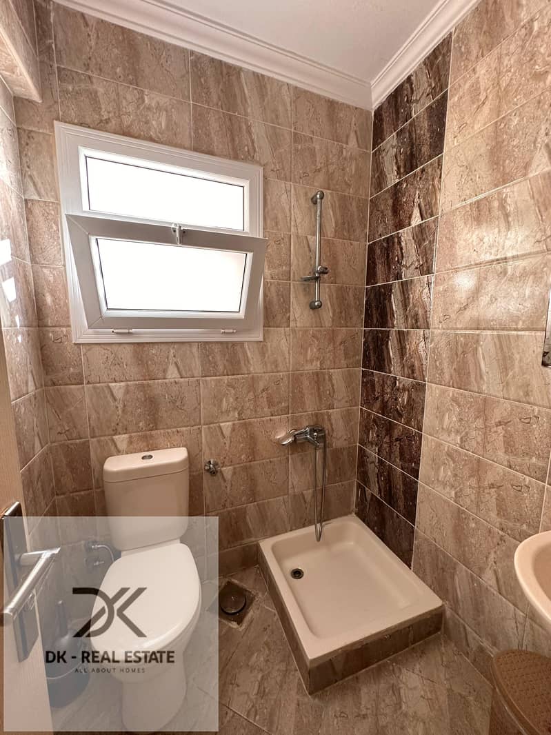 28 WhatsApp Image 2025-11-04 at 11.29. 11 AM. jpeg