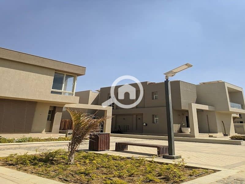 8 WhatsApp Image 2025-11-02 at 17.46. 18_f91eb38a. jpg