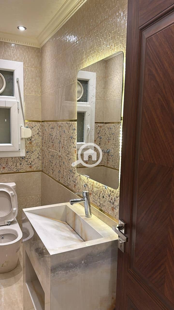 7 WhatsApp Image 2025-05-03 at 10.39. 59 PM (2). jpeg