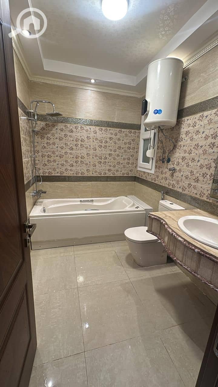 9 WhatsApp Image 2025-05-03 at 10.39. 59 PM (4). jpeg