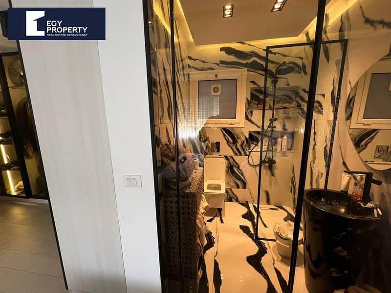 4 _files_58a6f92d-da32-43fb-bda4-52b750129d80. jpeg