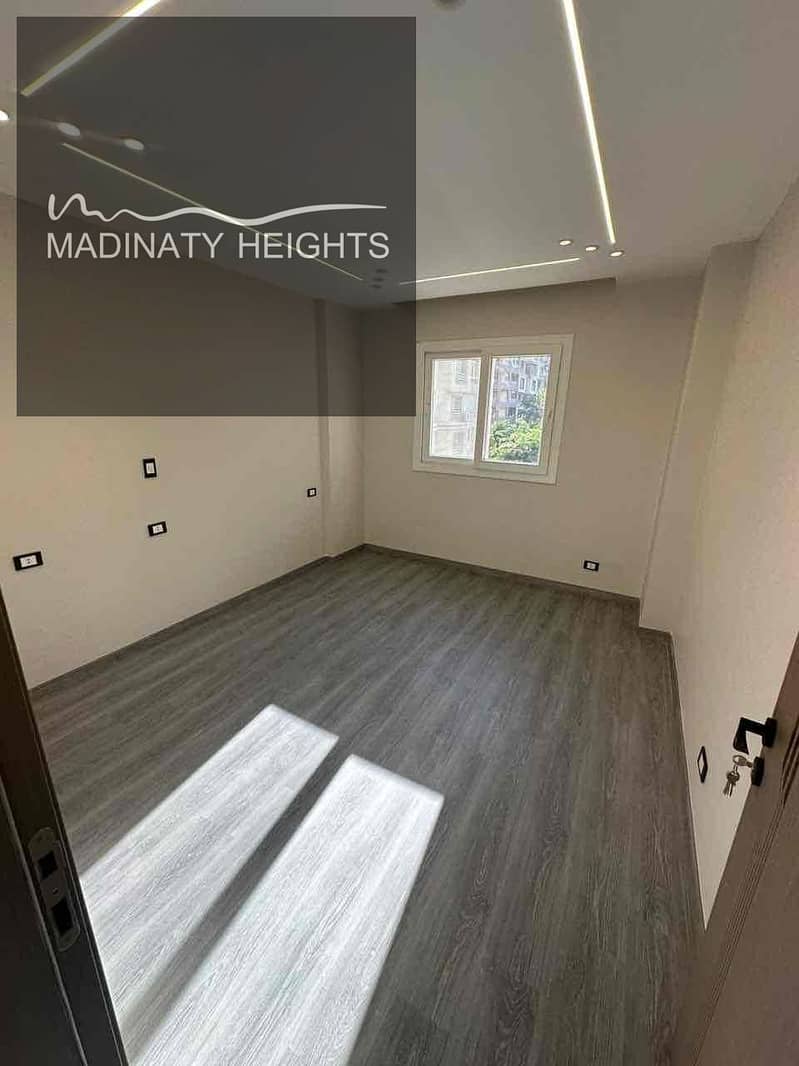 4 5138247d-f5a0-43a1-b4a6-e1a4d2f6eed5. jpg