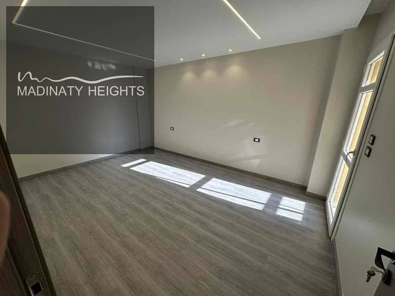 5 73d00a3d-fd91-4416-b6c6-32f2aea43158. jpg