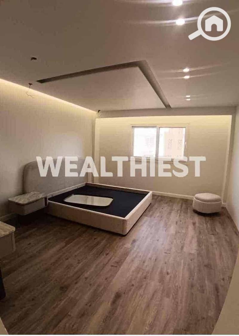 14 d5557162-1798-47c3-9e08-1ef8deacb682. jpg