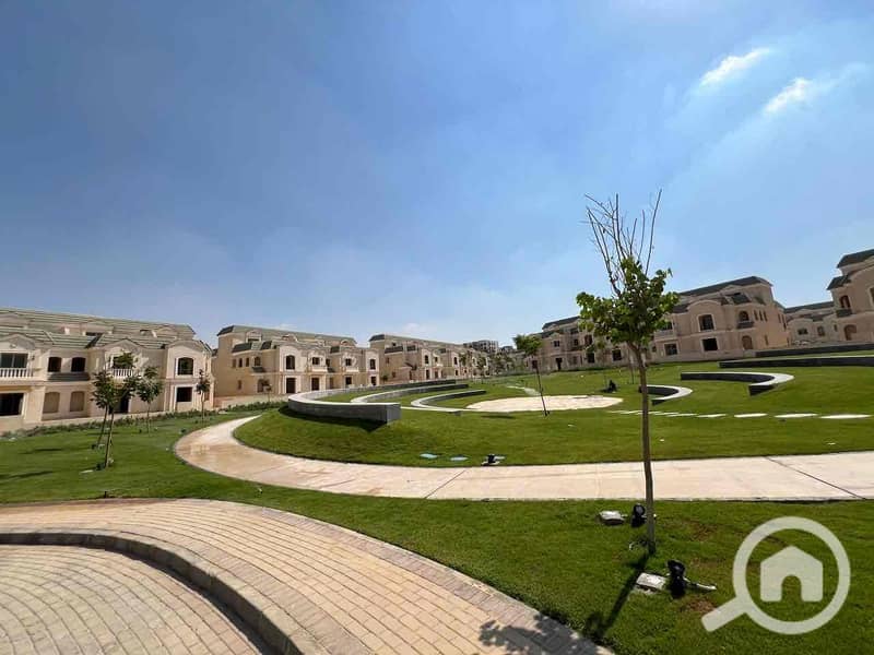 8 ce82a208-0c26-4611-83ce-811897fc28ec. jpg