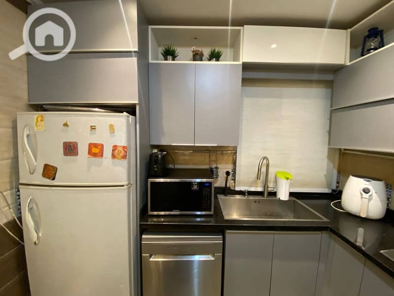 6 50cca400-59da-40c7-97f8-37907b9a2ec8. jpg