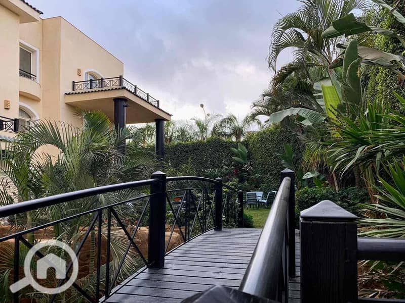 5 634c09f4-e385-4c4d-94c3-febc3f1cb55f. jpg