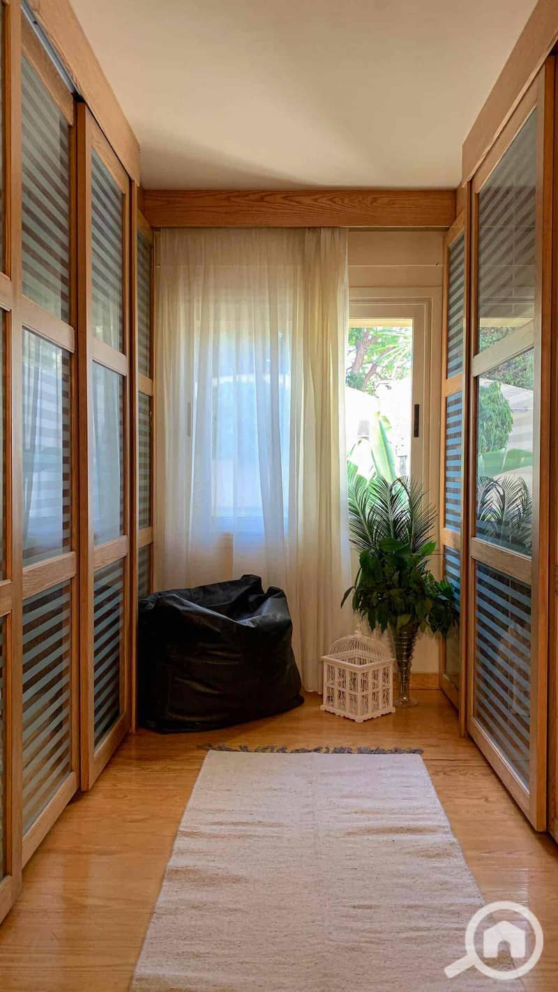 16 9f781295-b3a9-429d-b90c-d0bf40e15fdc. jpg