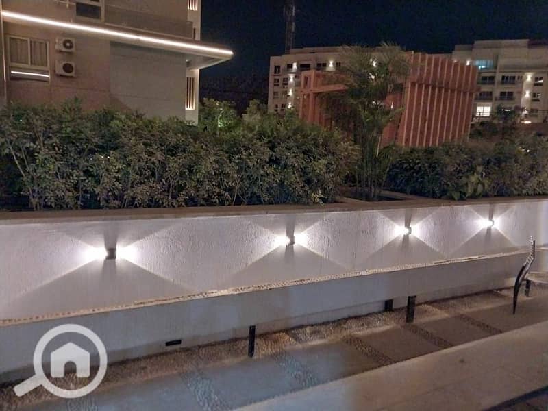 5 93f3b60e-01c7-42a3-90dd-9984fae5cc56. jpg