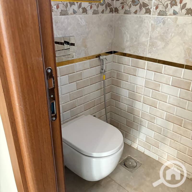 3 WhatsApp Image 2025-11-03 at 1.45. 41 PM (2). jpeg