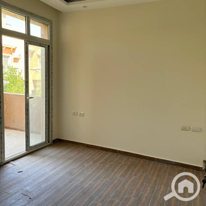 7 WhatsApp Image 2025-11-03 at 1.45. 38 PM (2). jpeg