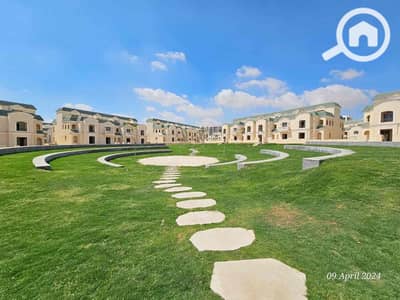 4 Bedroom Townhouse for Sale in Mostakbal City, Cairo - f64ee386-9aa1-4be9-8823-5b8f72138142. jpg