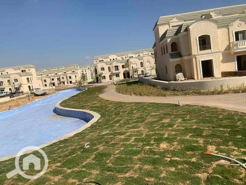 2 83a62b9f-6d01-4b39-88e3-42a61a8454d8. jpg