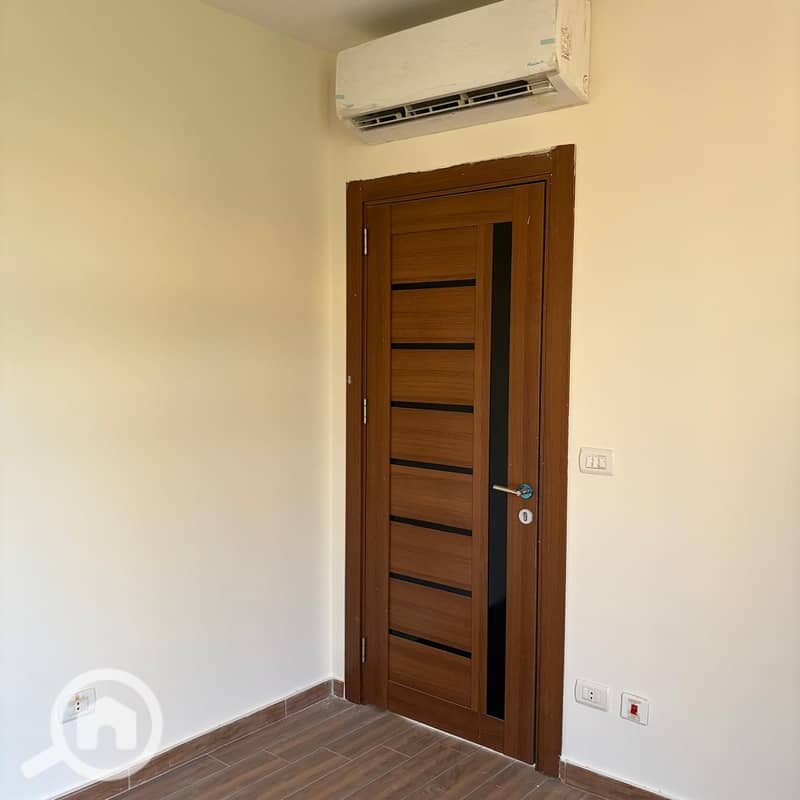 11 WhatsApp Image 2025-11-03 at 1.45. 39 PM. jpeg