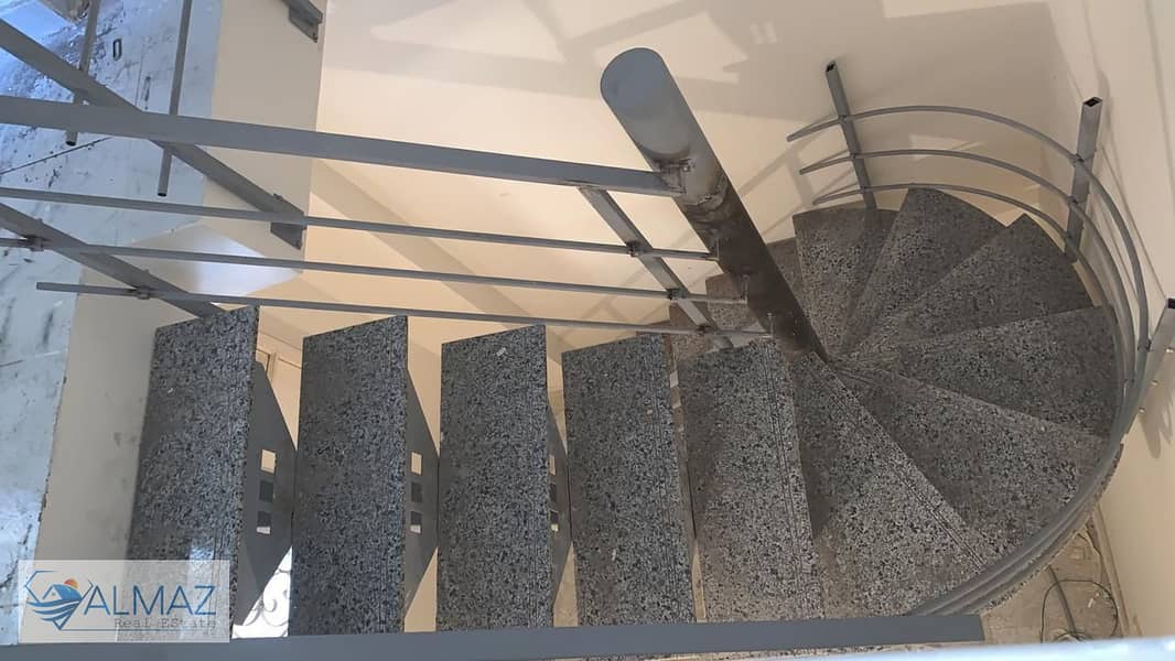 20 WhatsApp Image 2025-11-05 at 12.54. 40 PM (1). jpeg