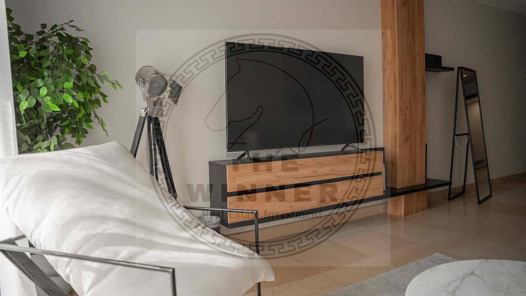 2 4ead70da-bc2b-46a6-aeae-f2f5297a6ebc. jpg