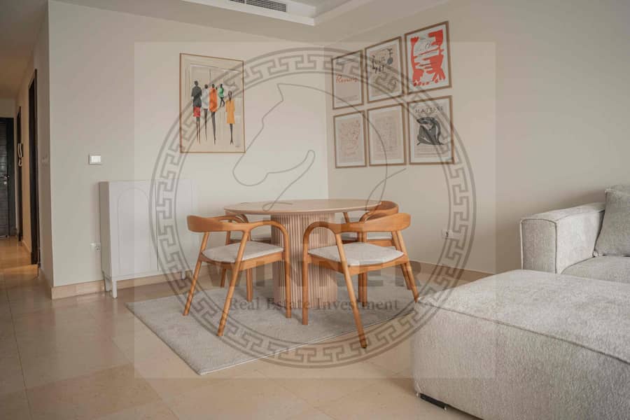 6 1f4b0549-9225-41d5-aca7-5e029ce11133. jpg