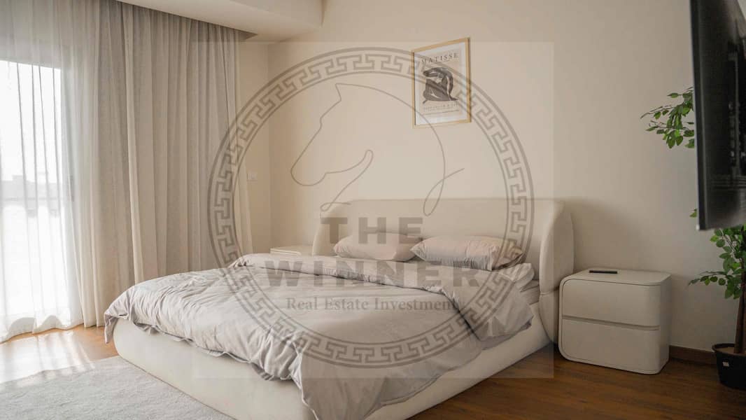 11 504427bd-7482-499d-bbee-c7d4f484c730. jpg