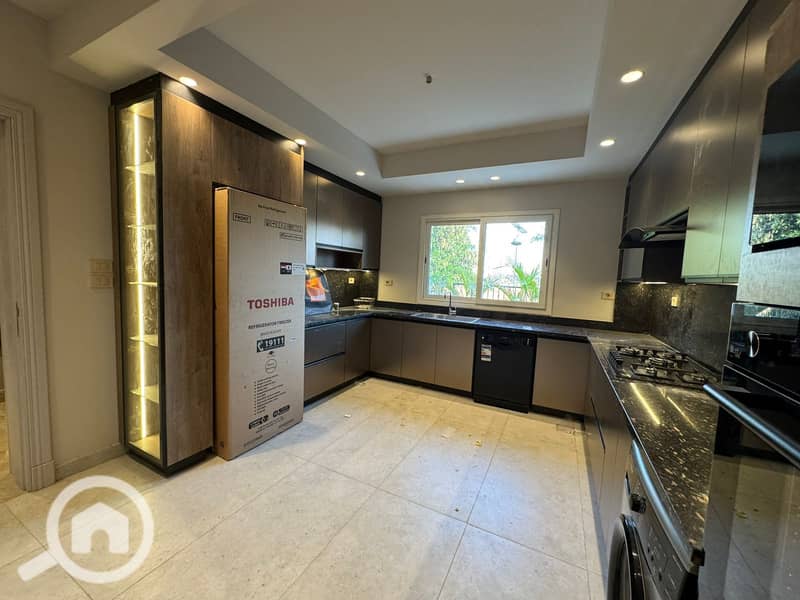 7 WhatsApp Image 2025-11-04 at 11.47. 01 (1). jpeg