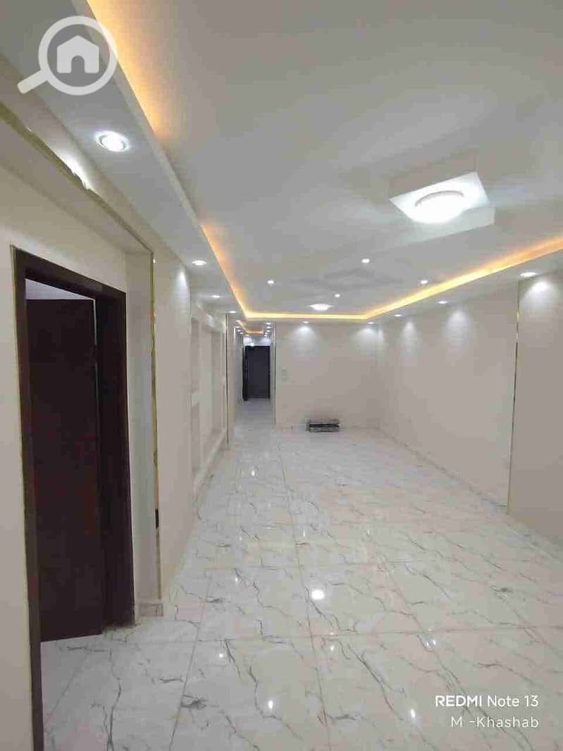 1000419471. jpg 1000419471. jpg