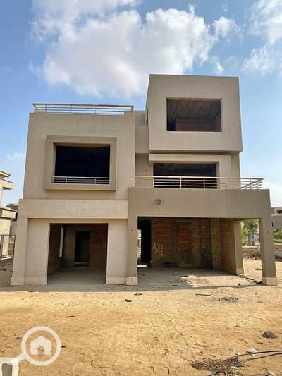 4 Bedroom Villa for Sale in 6th of October, Giza - 469537418_584799520586955_7607056106638360703_n. jpg 4 Bedroom Villa for Sale in 6th of October, Giza - 469537418_584799520586955_7607056106638360703_n. jpg