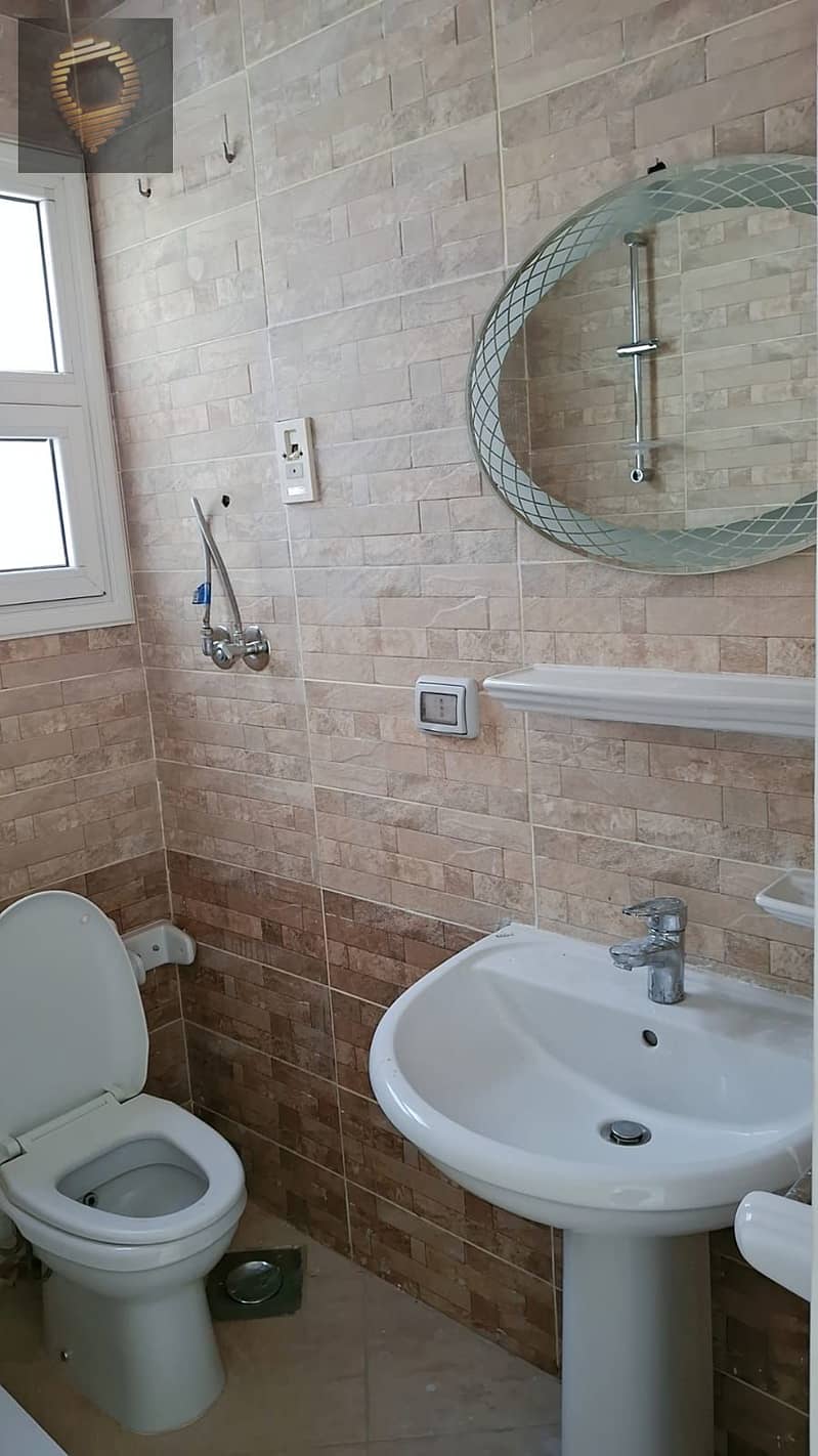 11 WhatsApp Image 2025-06-24 at 17.43. 55_b255b68d. jpg