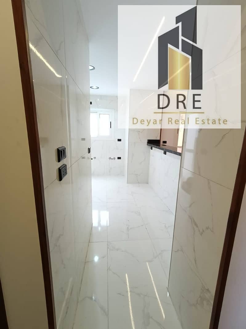 6 469d1661-666a-4ff0-8704-8ae94a0875d8. jpg