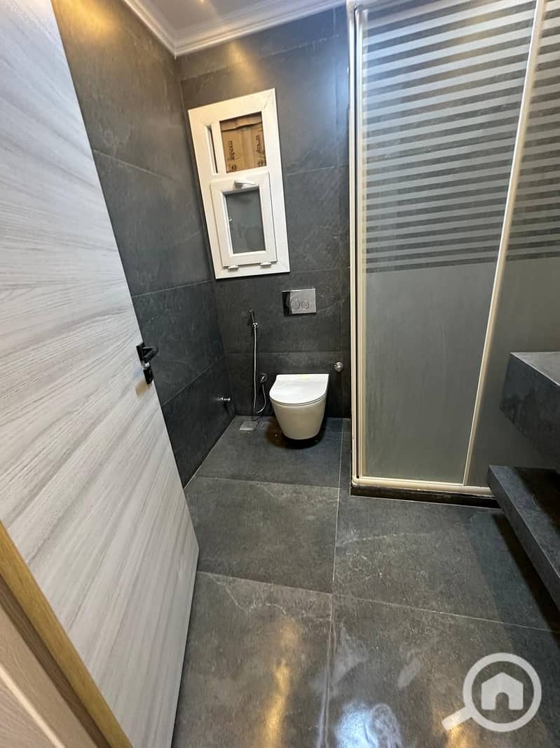 16 4c4f1be8-5427-47ca-829c-b79ac2afb9fe. jpg