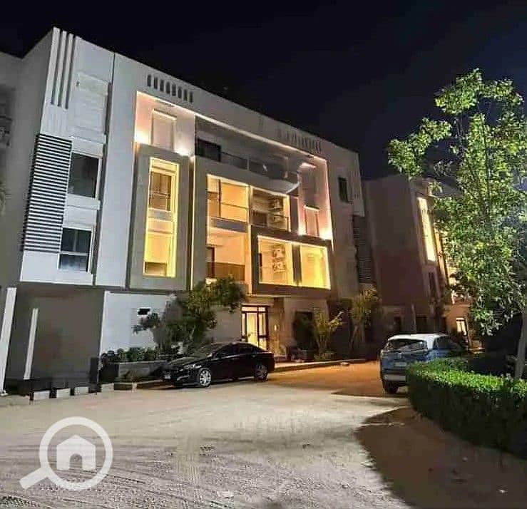 10 32749013-800x600. jpg