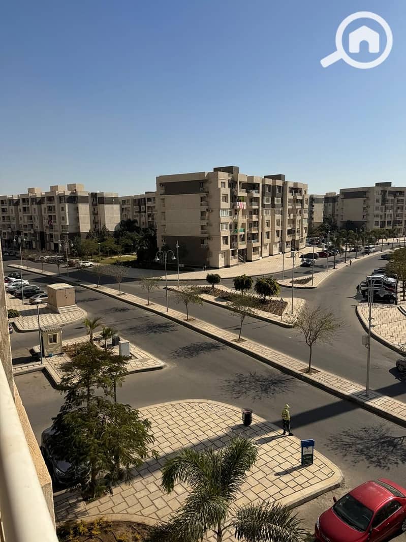 5 b8a452c6-3a51-41c4-baf9-4d0f7b938918. jpg