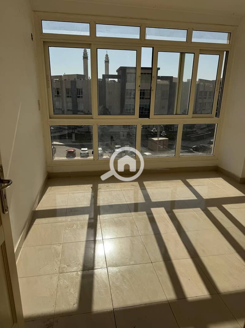 7 cdadd7ca-4c87-4c21-a8fe-fc2736918a7b. jpg