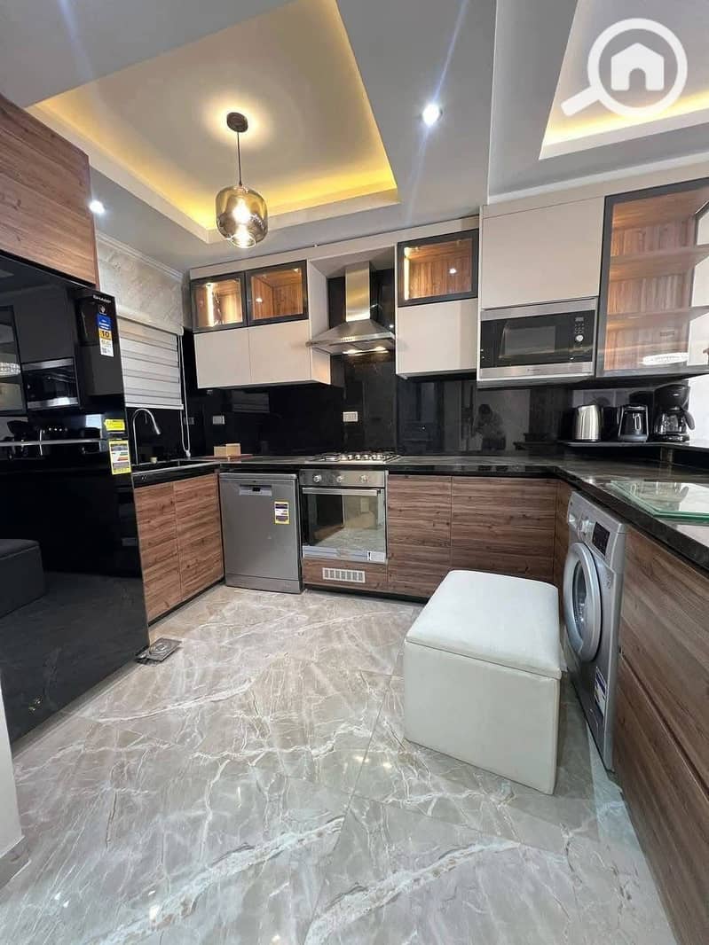 7 571816023_1948106632417656_4394561971664496937_n. jpg