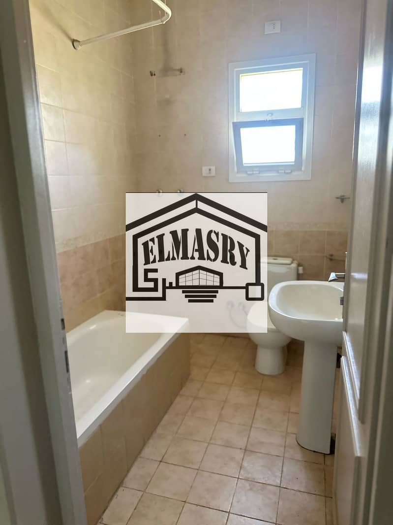 26 e9f01914-f69a-41ca-a24a-a2f82be92ff0. jpg