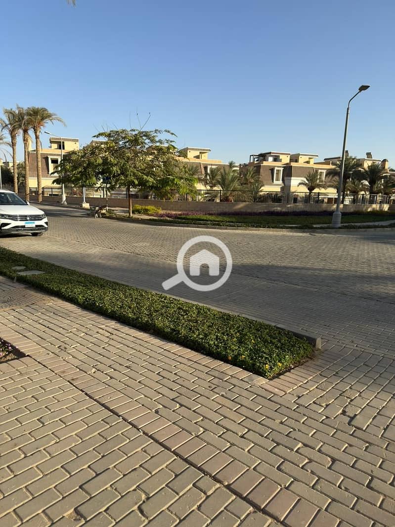 3 8af79c50-c1e8-44bb-839f-f6a38cd5660c. jpg