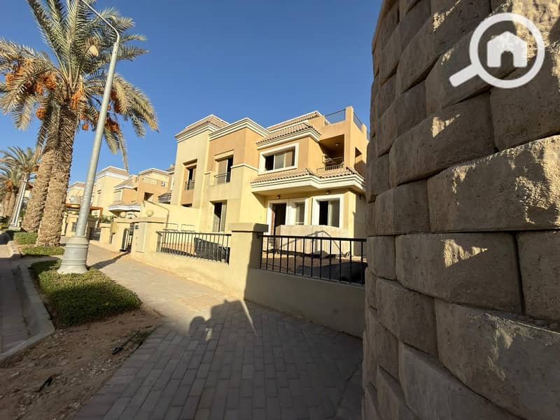 4 14dcfe01-52fb-4f5a-bb41-f1cdfda4dbce. jpg