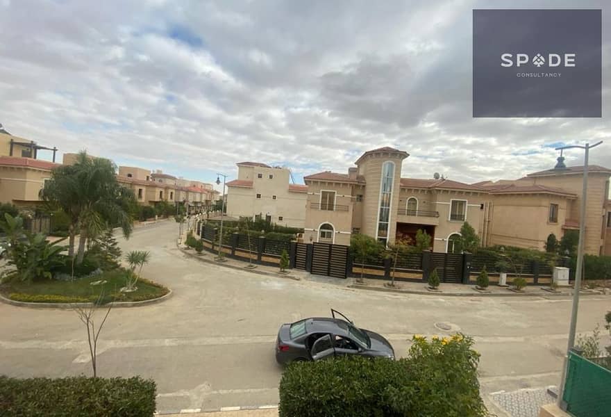 10 f9e3e8ae-631e-4675-9053-a575c6143bbd. jpg