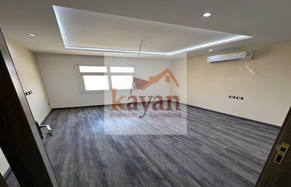 7 10f85bc4-f6fb-4272-90f8-98e17e3c94e9. jpg