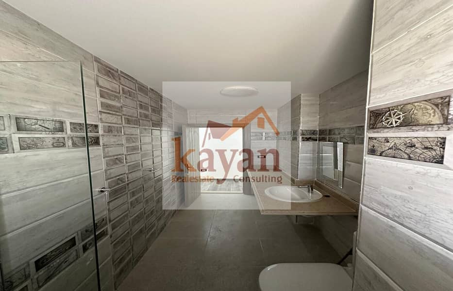 17 757f0c0d-586a-4ae4-8eec-749596b613c1. jpg