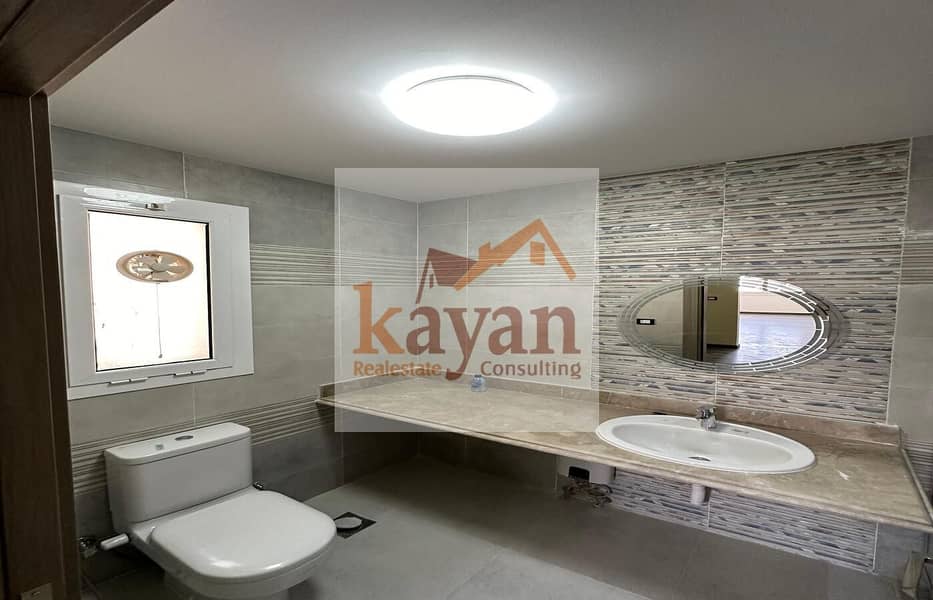 20 edab2021-c8fc-419b-8f2d-10f370bb8a4e. jpg