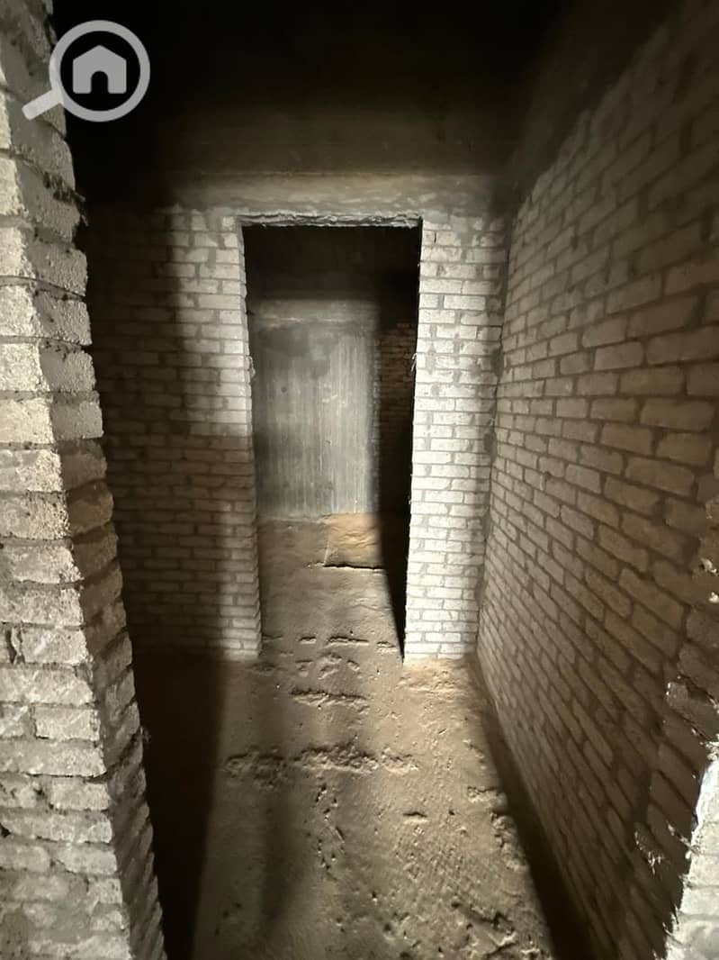 9 84bd7b97-a095-4037-9dc7-b68e2b1c9271. jpeg